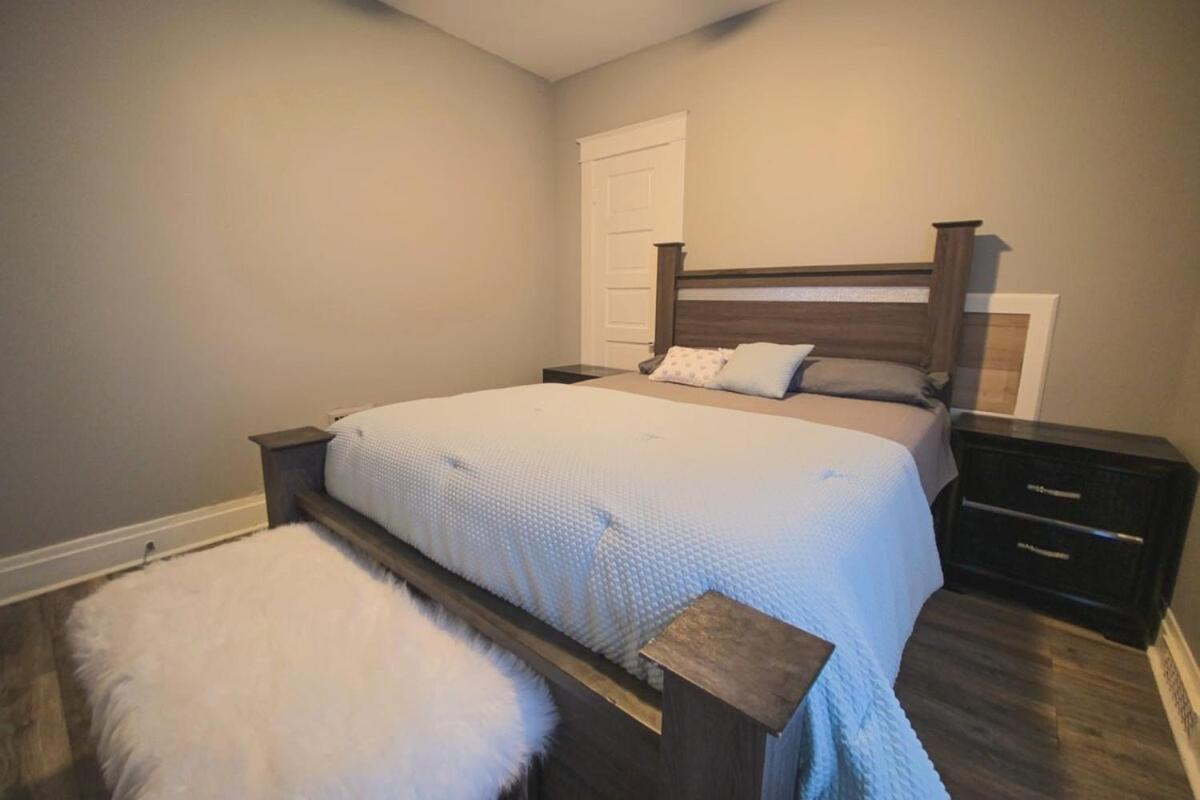 Large 6Br, 2 Bath In Niagarafallen Exteriör bild